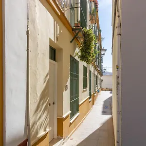 https://bordador-central-courtyard-by-valcambre.es-andalucia.com